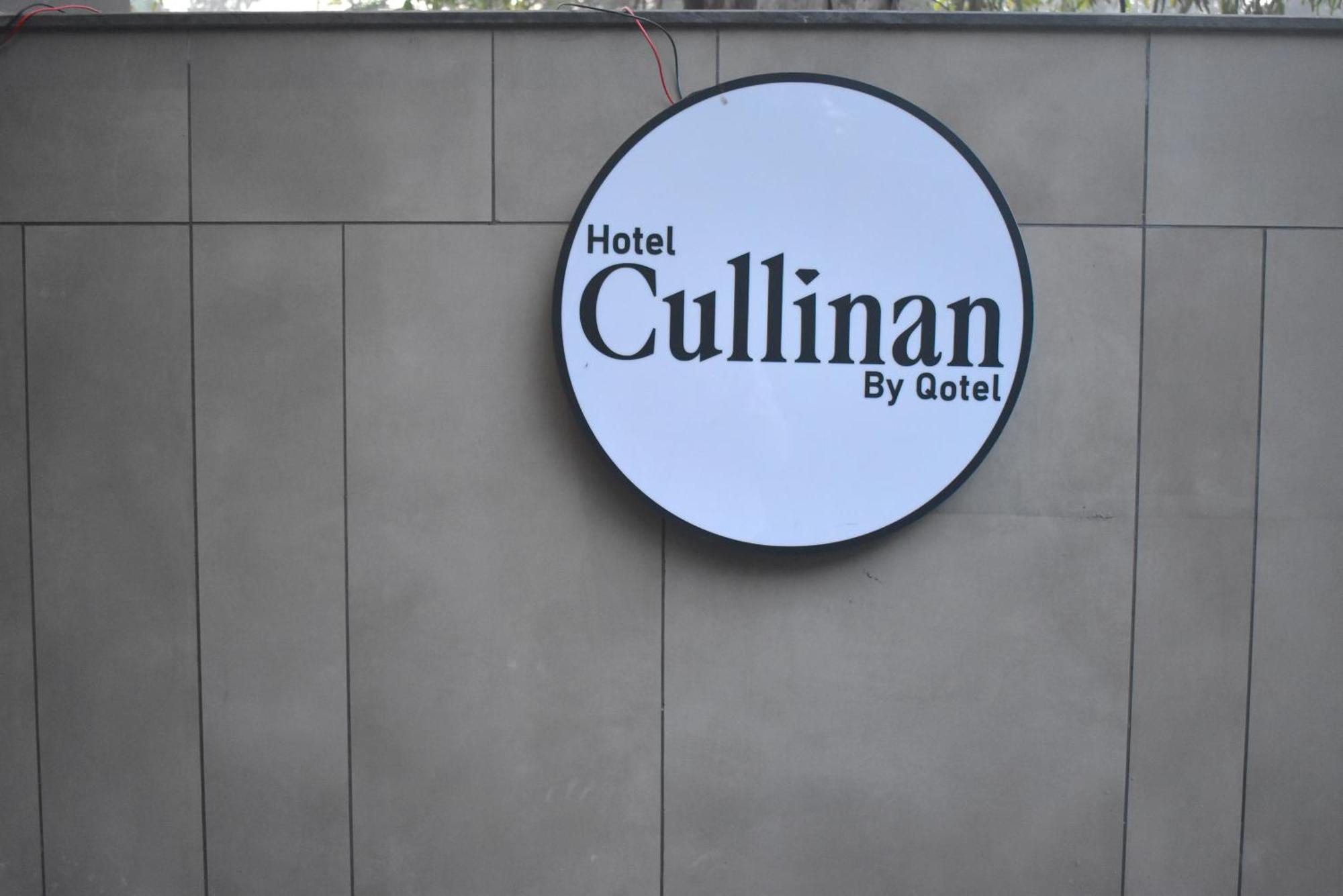Hotel Cullinan By Qotel Janakpuri Delhi  Exterior foto